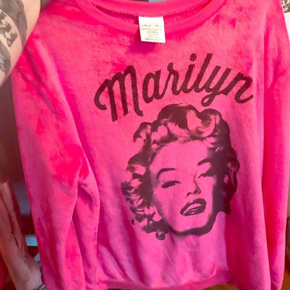 Marilyn Monroe sweater